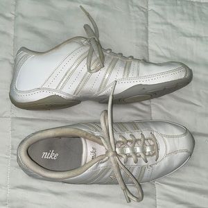 Nike cheer sneakers